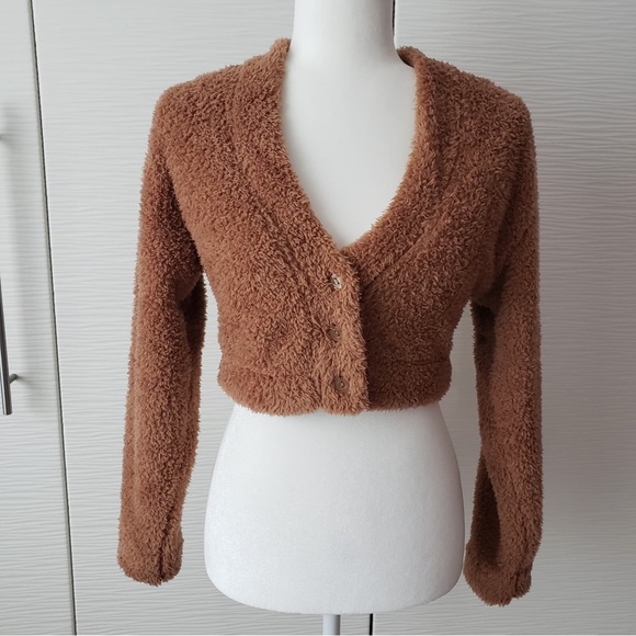 Victoria's Secret Jackets & Blazers - Victoria's Secret Cropped Teddy Jacket